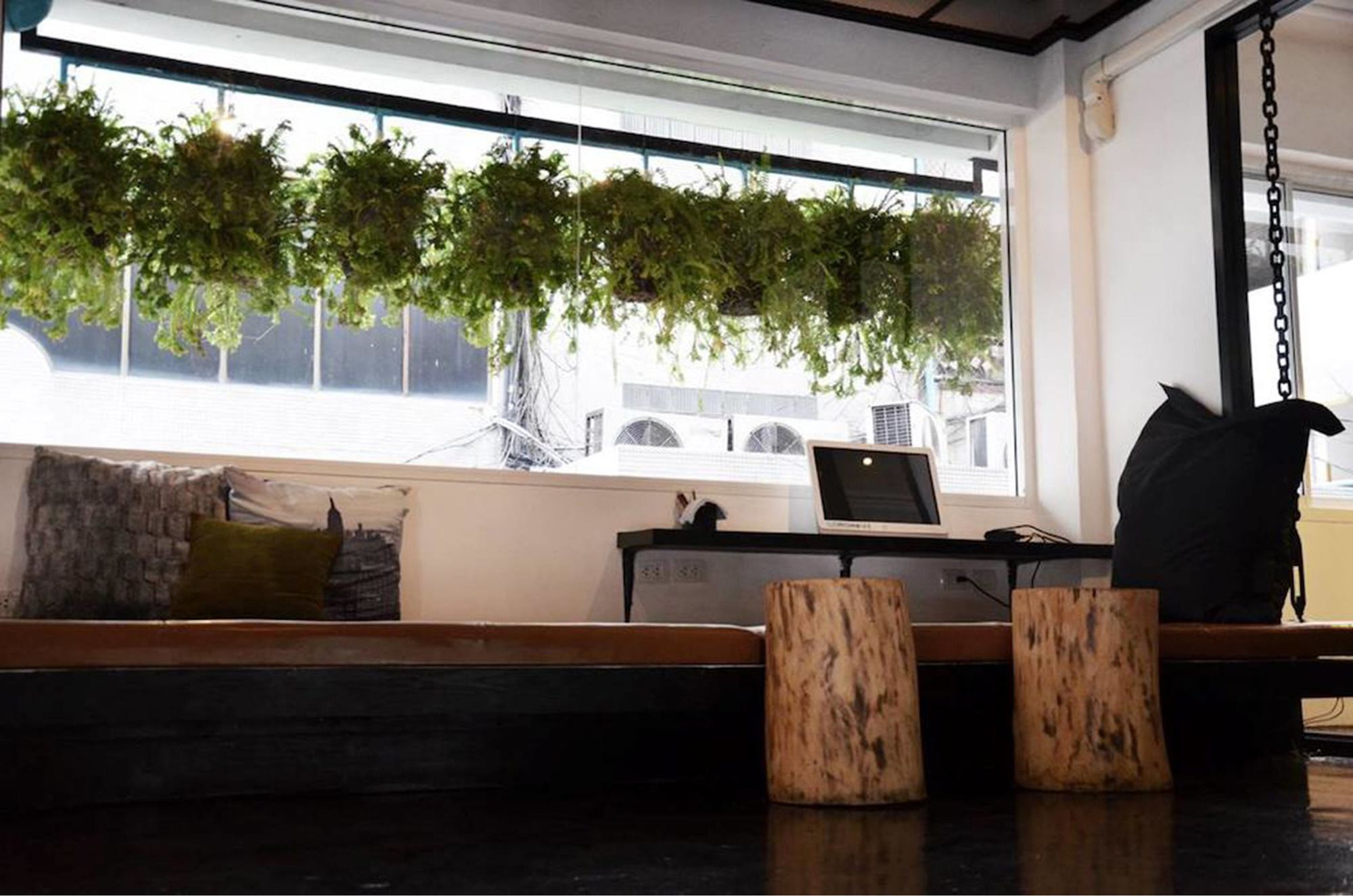 3 Howw Hostel At Sukhumvit 21 Bangkok Bagian luar foto