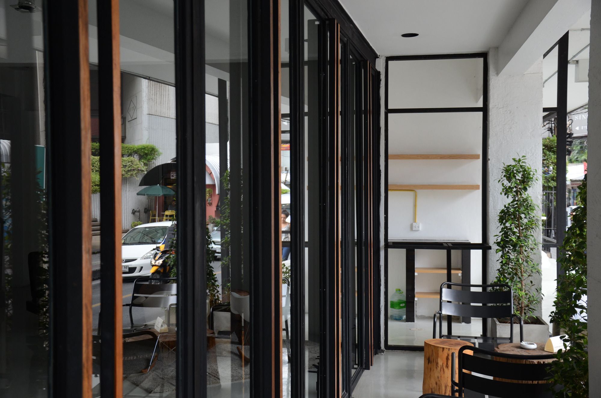 3 Howw Hostel At Sukhumvit 21 Bangkok Bagian luar foto
